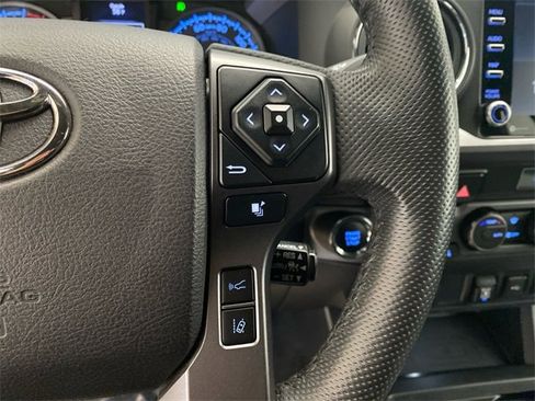 Used 2021 Toyota Tacoma TRD Off-Road image 20