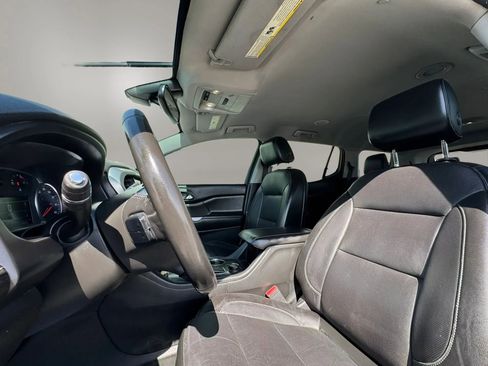Used 2018 GMC Acadia SLT AWD/4WD image 11
