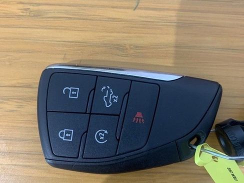 Used 2024 GMC Sierra 1500 SLE image 43