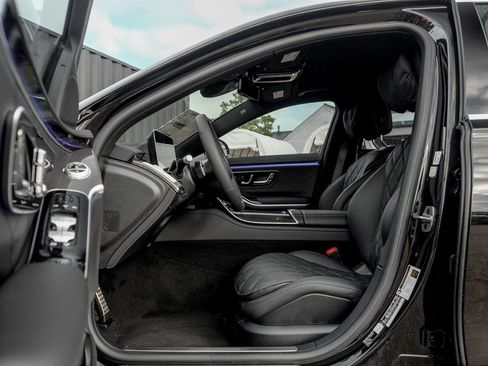 New 2026 Mercedes-Benz S 580 4MATIC Sedan image 11
