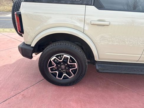 Certified 2025 Ford Bronco Outer Banks image 31