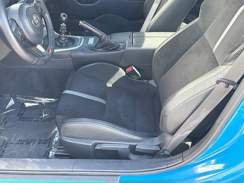 Used 2023 Toyota GR86 Premium w/ ALL Weather Mat Package (TMS) RWD image 20