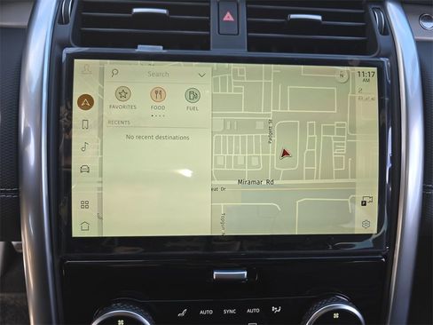 New 2026 Land Rover Discovery Limited Edition image 24