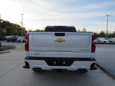 Used 2025 Chevrolet Silverado 1500 High Country image 5
