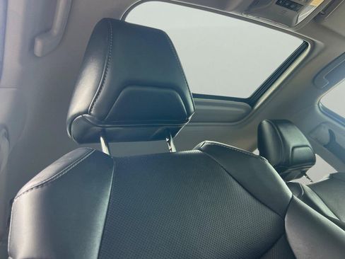 Used 2020 Toyota RAV4 Limited image 22