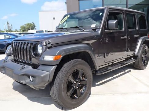 Used 2022 Jeep Wrangler Unlimited Sport AWD/4WD image 8