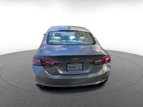 Used 2024 Chevrolet Malibu LT image 12