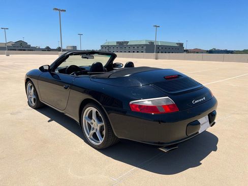 Used 2003 Porsche 911 Carrera 4 AWD/4WD image 7
