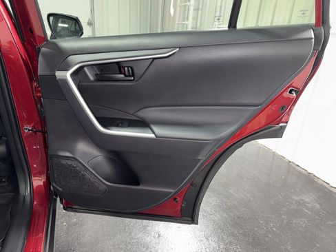 Used 2025 Toyota RAV4 LE image 13