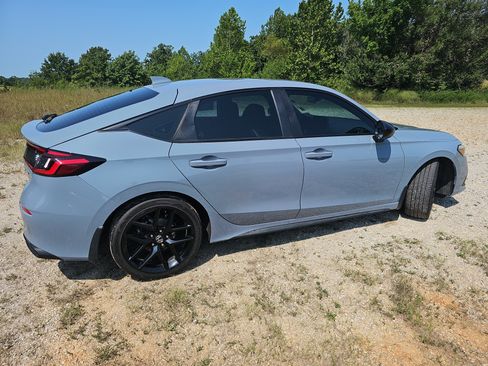 Used 2022 Honda Civic Sport image 3
