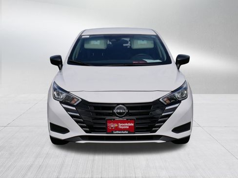 Used 2024 Nissan Versa S w/ Trunk Package FWD image 2
