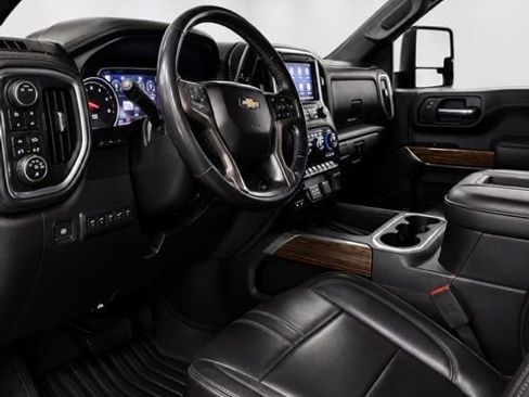 Used 2021 Chevrolet Silverado 3500 High Country w/ Z71 Off-Road Package AWD/4WD image 14