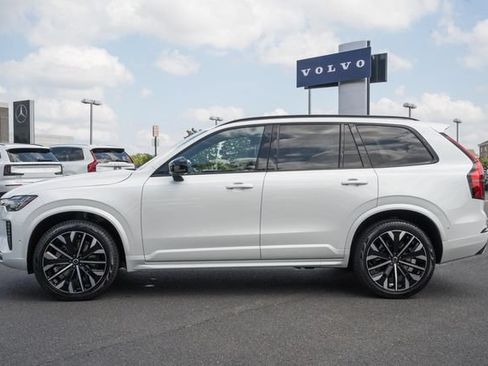 New 2026 Volvo XC90 B6 Ultra w/ Protection Package Premier AWD/4WD image 4
