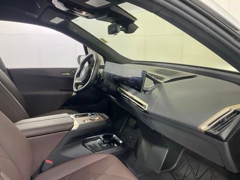 Certified 2023 BMW iX xDrive50 w/ Premium Package AWD/4WD image 26