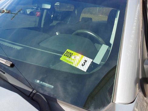 Used 2016 Chevrolet Silverado 1500 LT w/ All Star Edition image 9