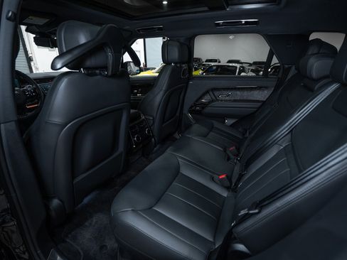 Used 2025 Land Rover Range Rover Sport Dynamic SE image 30