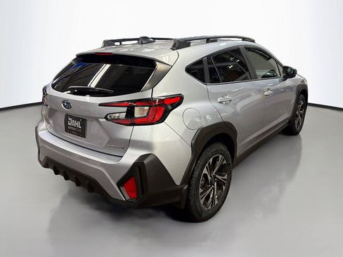 Used 2024 Subaru Crosstrek 2.0i Premium w/ Crosstrek Mirror Package AWD/4WD image 12