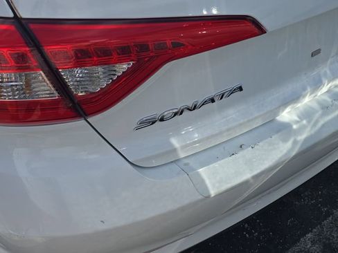 Used 2015 Hyundai Sonata Limited w/ Option Group 05 image 5