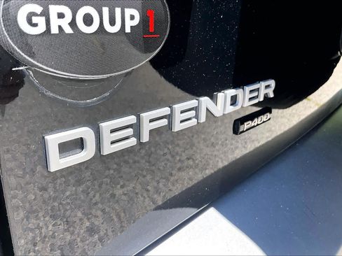 Used 2023 Land Rover Defender 110 SE AWD/4WD image 10