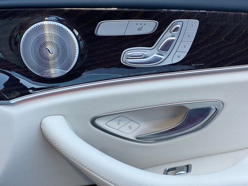 Used 2020 Mercedes-Benz E 450 4MATIC Sedan w/ Parking Assistance Package image 40