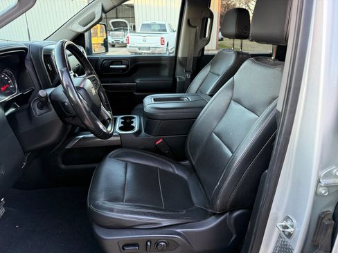 Used 2020 Chevrolet Silverado 2500 LTZ w/ LTZ Convenience Package image 9