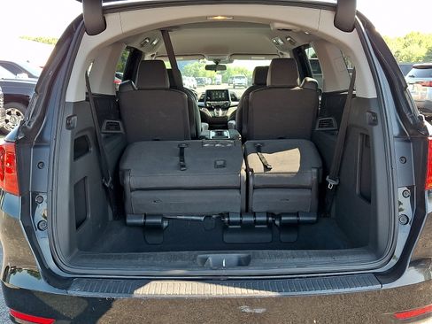 Used 2020 Honda Odyssey EX image 29