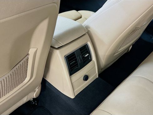 Used 2017 BMW 330i xDrive Sedan image 28