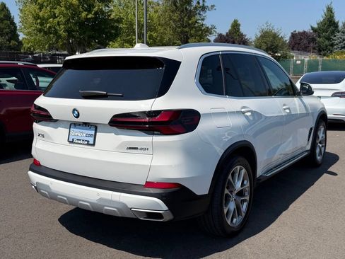 Used 2026 BMW X5 xDrive40i AWD/4WD image 7