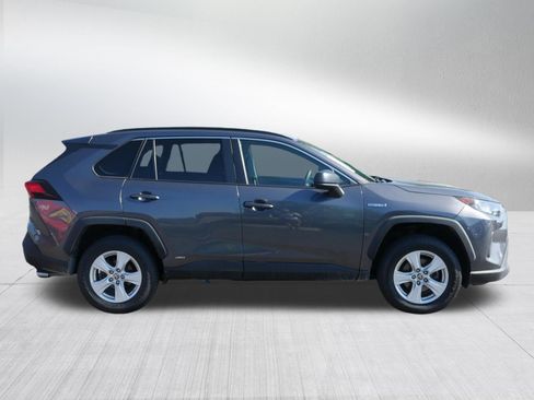 Used 2021 Toyota RAV4 LE AWD/4WD image 8