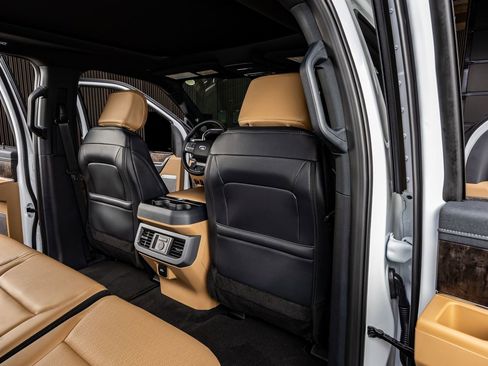 Used 2026 Ford F450 Lariat image 32