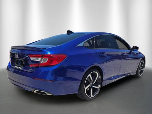 Used 2021 Honda Accord Sport image 3