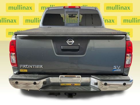 Used 2018 Nissan Frontier SV w/ Value Truck Package image 9