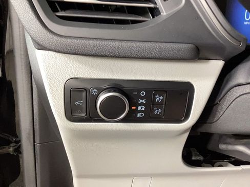 Used 2023 Ford Escape Active image 19