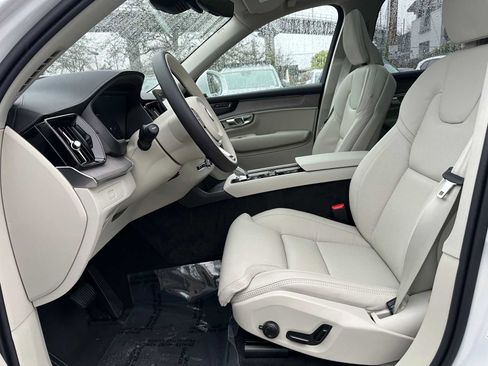 New 2026 Volvo XC90 B6 Ultra image 20
