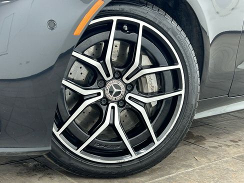 Used 2023 Mercedes-Benz E 450 4MATIC Cabriolet image 3