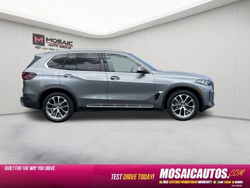 Used 2026 BMW X5 xDrive40i AWD/4WD image 8