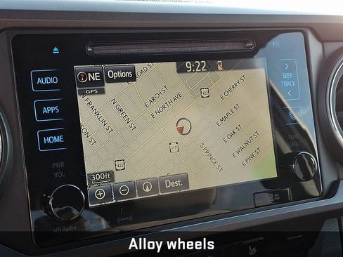 Used 2019 Toyota Tacoma TRD Sport image 19