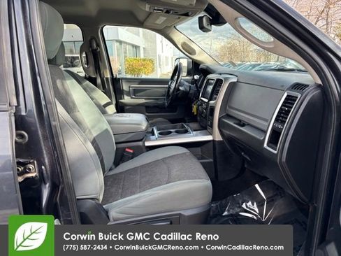 Used 2014 RAM 2500 SLT w/ Luxury Group image 29