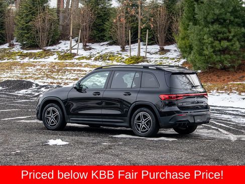 Used 2023 Mercedes-Benz EQB 300 4MATIC w/ AMG Night Package image 5