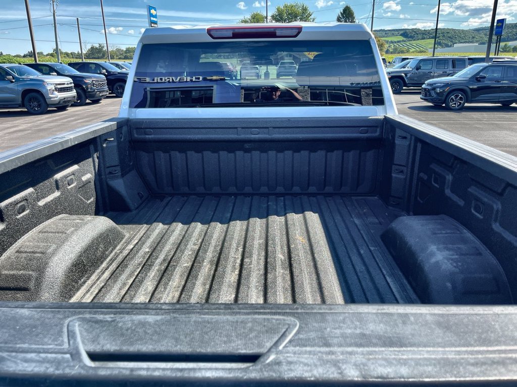 Used 2024 Chevrolet Silverado 2500 Custom w/ Custom Value Package AWD/4WD image 24
