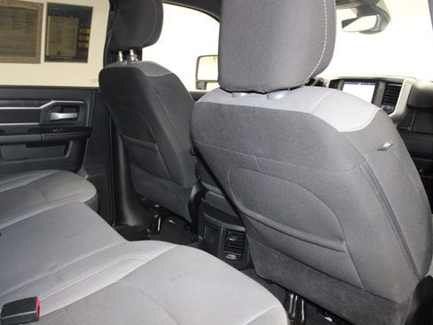 Used 2024 RAM 2500 Big Horn image 34