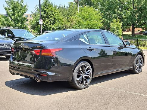 Certified 2023 Nissan Altima 2.5 SR FWD image 6