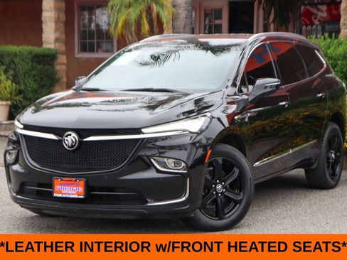 Used 2024 Buick Enclave Essence w/ Sport Touring Edition FWD image 4