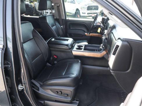 Used 2017 Chevrolet Silverado 1500 LTZ w/ Sport Package AWD/4WD image 51