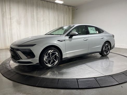 New 2026 Hyundai Sonata SEL image 4