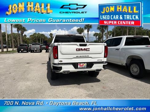 Used 2020 GMC Sierra 1500 AT4 w/ AT4 Premium Package AWD/4WD image 8