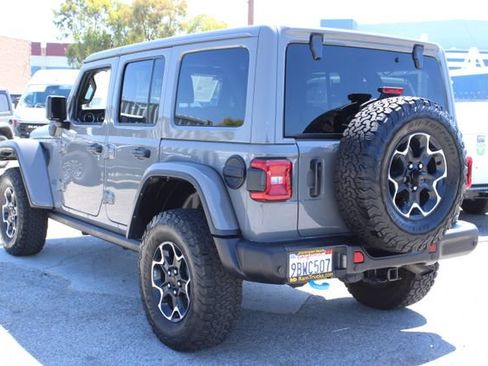 Used 2022 Jeep Wrangler Unlimited Rubicon 4xe w/ Steel Bumper Group AWD/4WD image 3