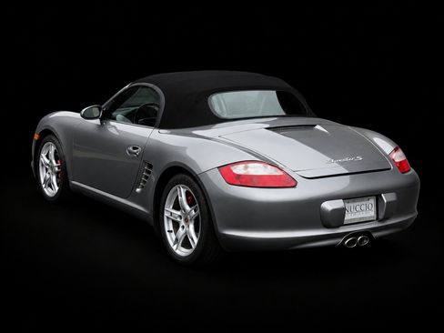 Used 2005 Porsche Boxster S RWD image 5