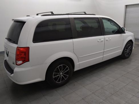 Used 2017 Dodge Grand Caravan GT FWD image 10