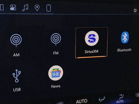 Certified 2026 Chevrolet Equinox EV LT image 5